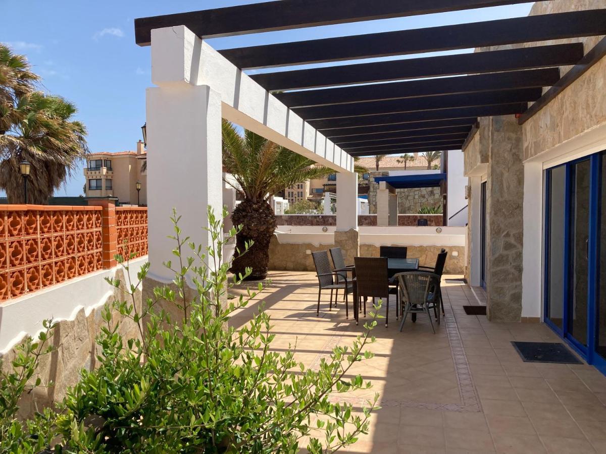 Beach House With The Heated Pool Next To Rocky Point Corralejo Eksteriør billede